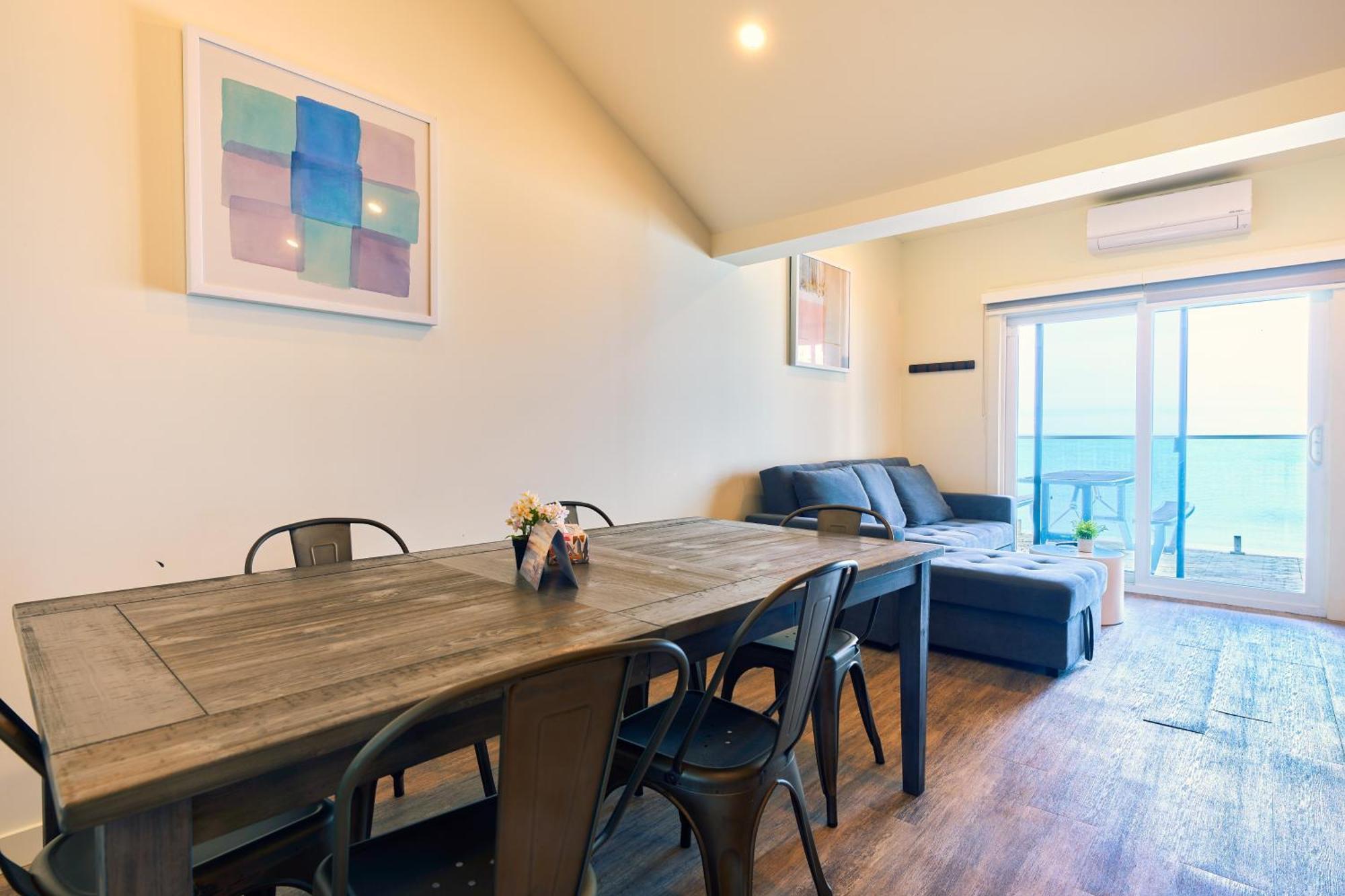 The Long Beach Resort - Beachfront Cottages & Townhouse Suites Wainfleet المظهر الخارجي الصورة