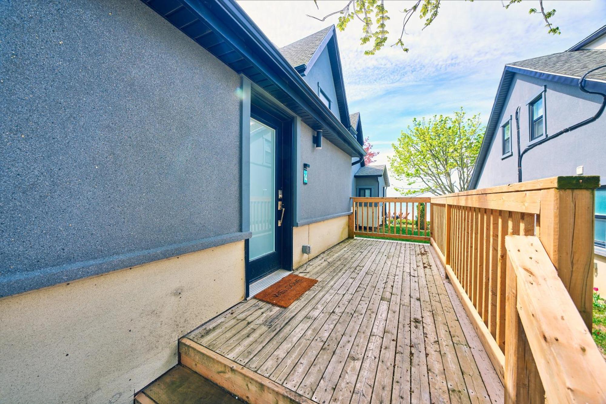 The Long Beach Resort - Beachfront Cottages & Townhouse Suites Wainfleet المظهر الخارجي الصورة